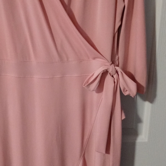 BEAUTIFUL SOFT PINK ROMANTIC MIDI DRESS 18/20 - Picture 2 of 5